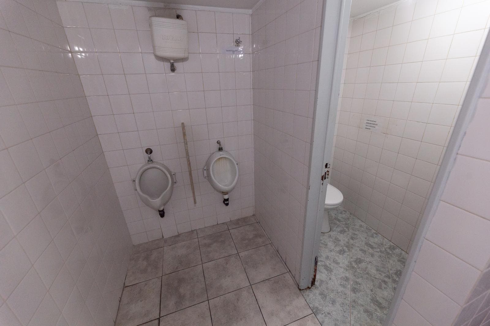 800 Meters of Office Space for Sale - San Nicolas - WE ACCEPT TRADE-INS