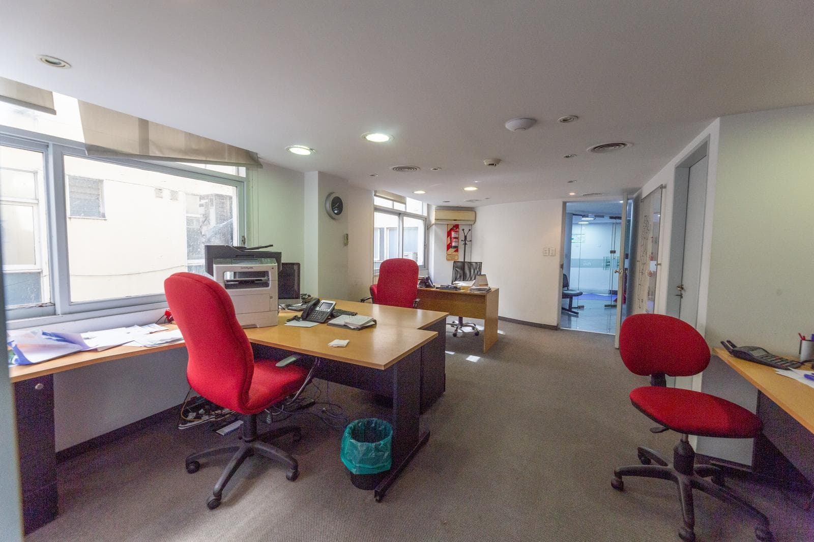 800 Meters of Office Space for Sale - San Nicolas - WE ACCEPT TRADE-INS