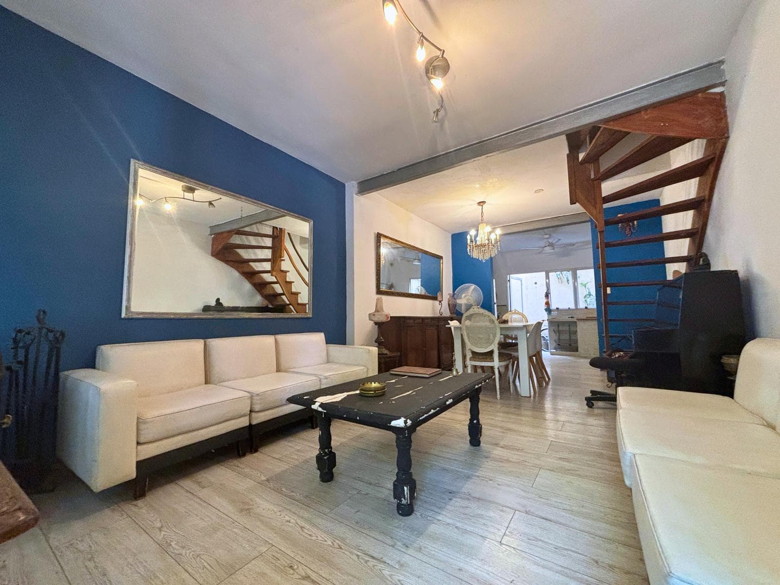 For Sale: PH-style townhouse in the best neighborhood of Vicente López.