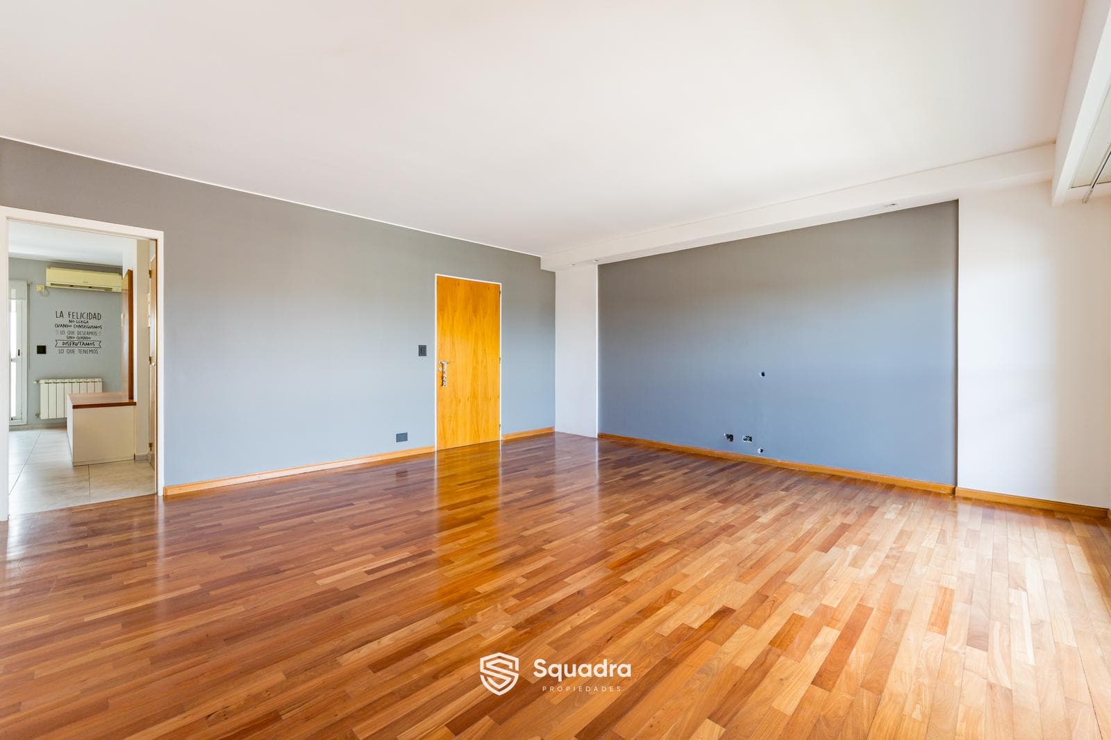FOR SALE - 3-bedroom apartment plus a utility room - Abasto neighborhood, Rosario.