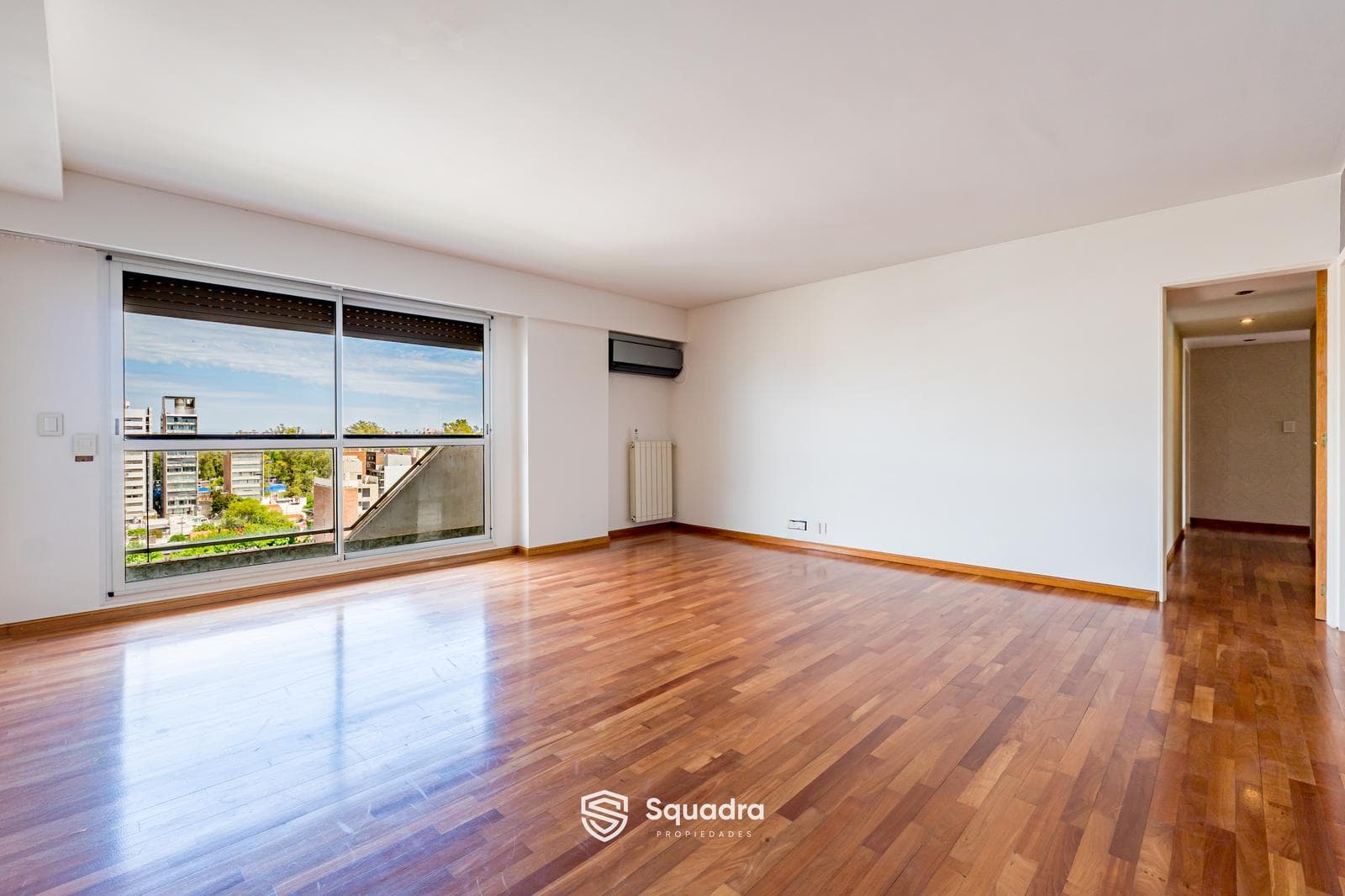 FOR SALE - 3-bedroom apartment plus a utility room - Abasto neighborhood, Rosario.