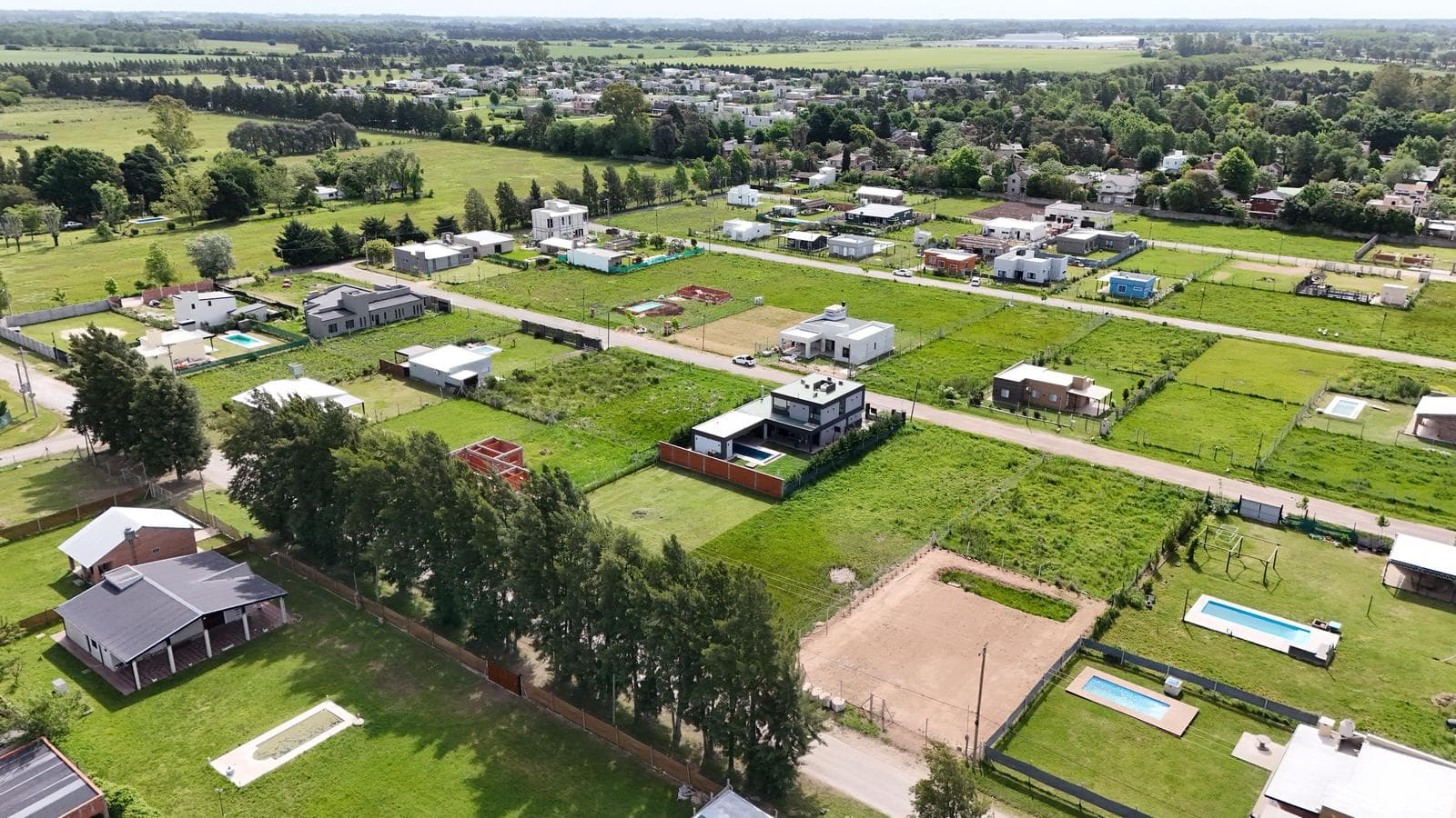600-square-meter lot in the Aire Pampa neighborhood. City of Zárate