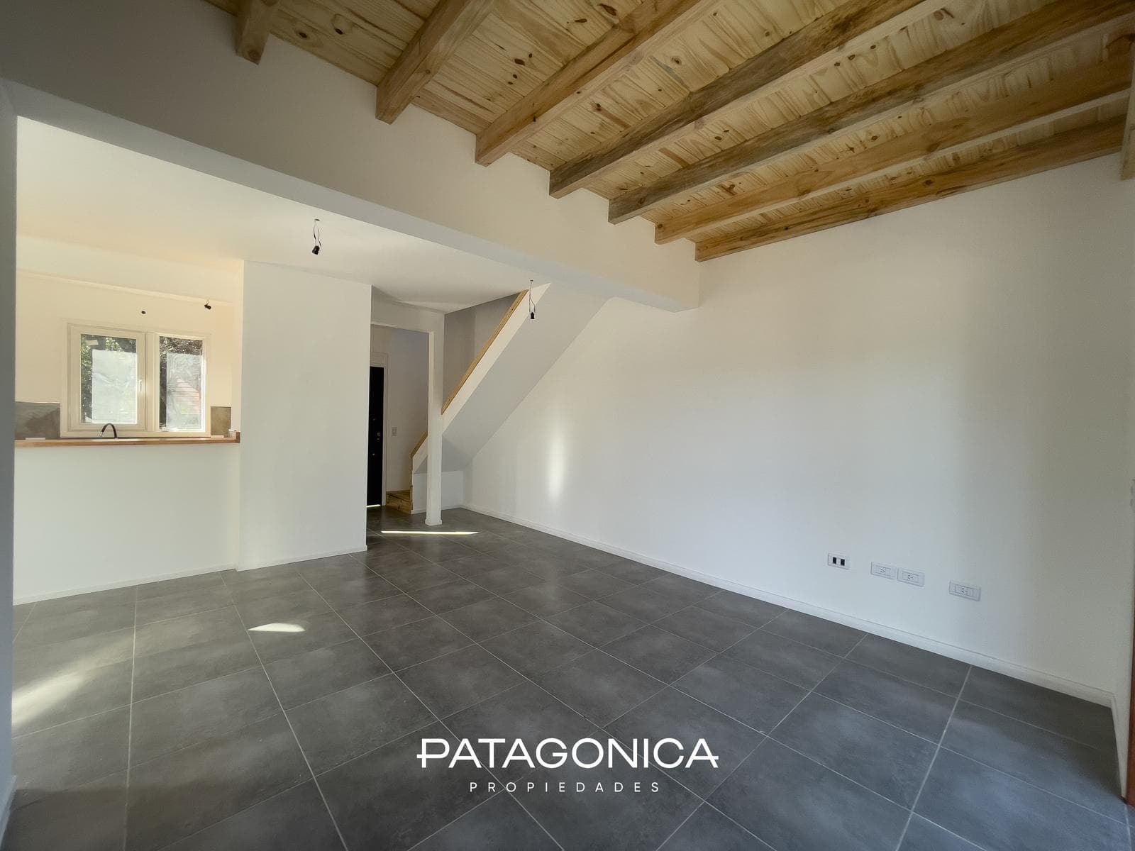 3-ROOM APARTMENT FOR SALE, 90 m², DOWNTOWN, VILLA LA ANGOSTURA