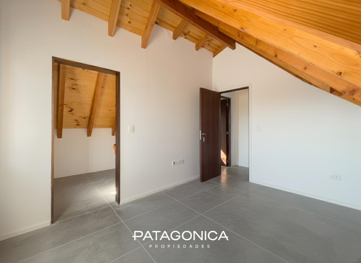 3-ROOM APARTMENT FOR SALE, 90 m², DOWNTOWN, VILLA LA ANGOSTURA