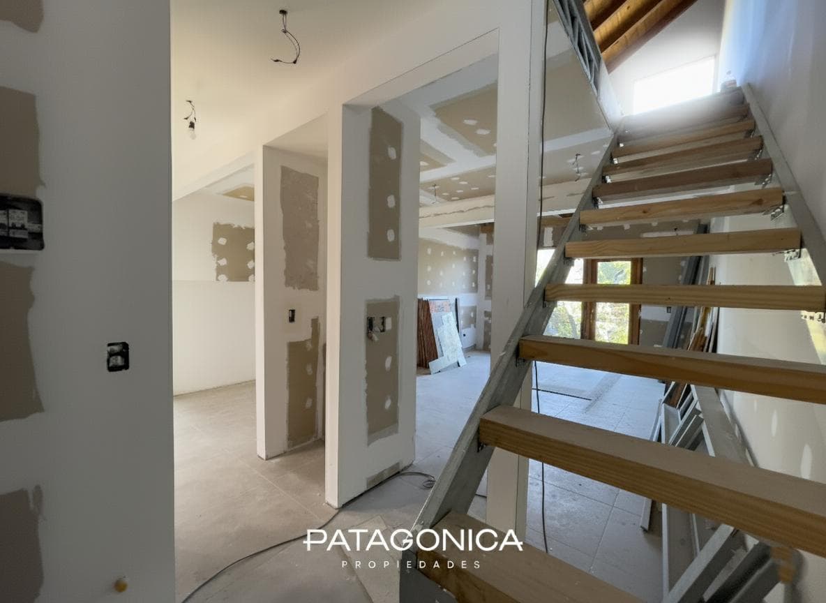 3-ROOM APARTMENT FOR SALE, 90 m², DOWNTOWN, VILLA LA ANGOSTURA