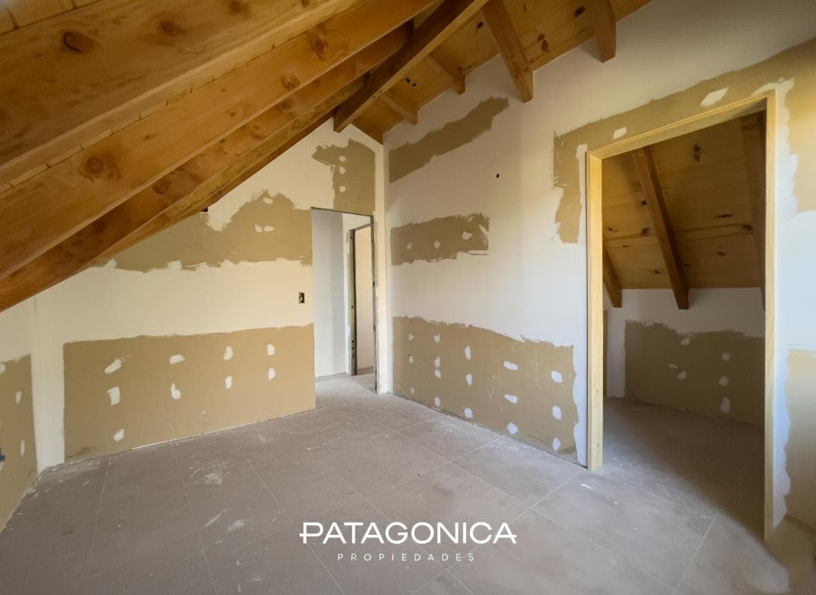 3-ROOM APARTMENT FOR SALE, 90 m², DOWNTOWN, VILLA LA ANGOSTURA