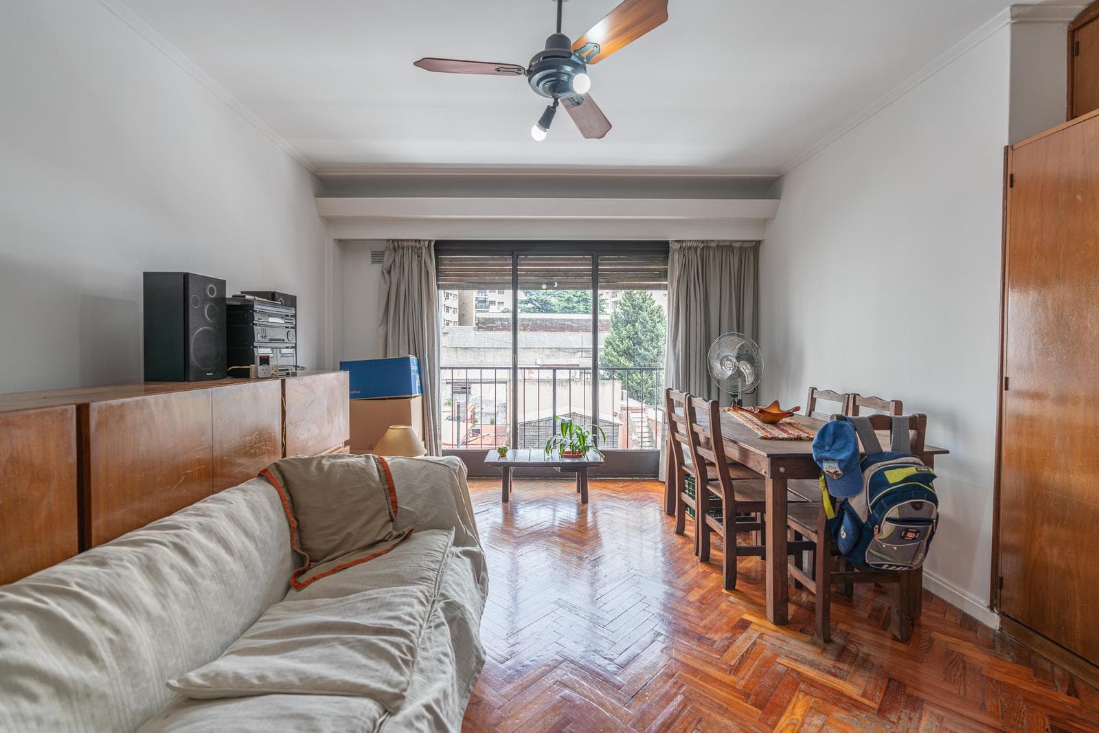 3-room apartment facing the street - 100 Del Barco Centenera