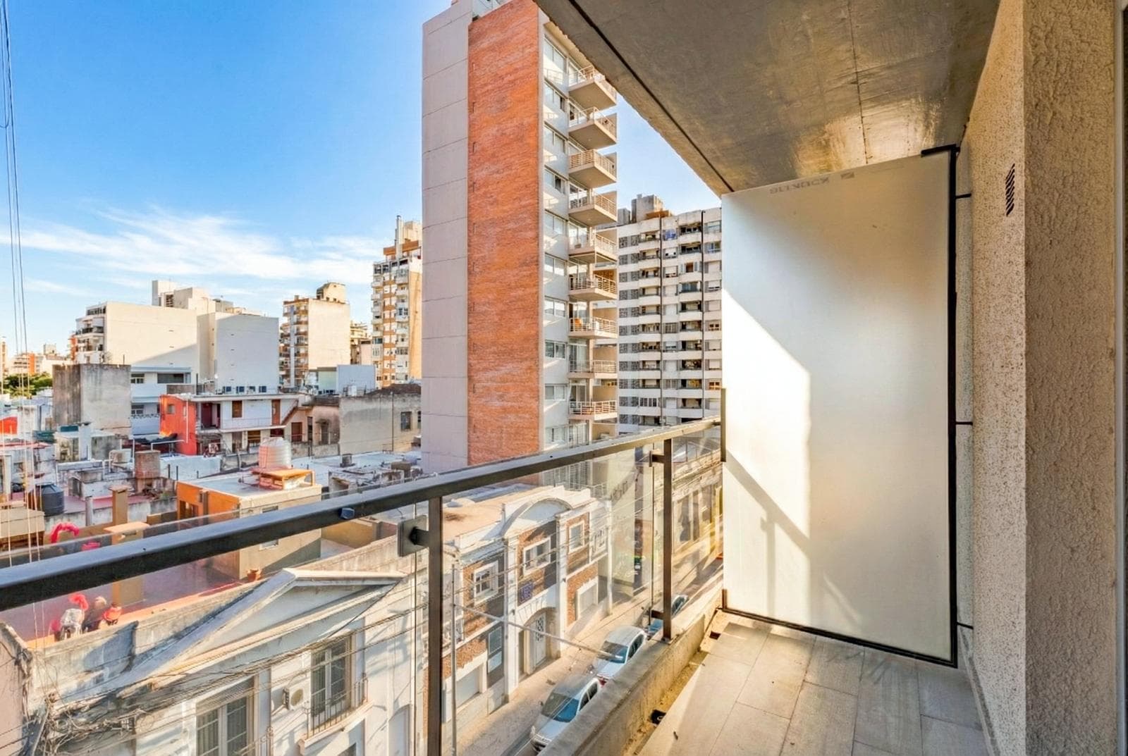 FOR SALE | TRADE - 1-bedroom apartment with two balconies - Downtown, Rosario.