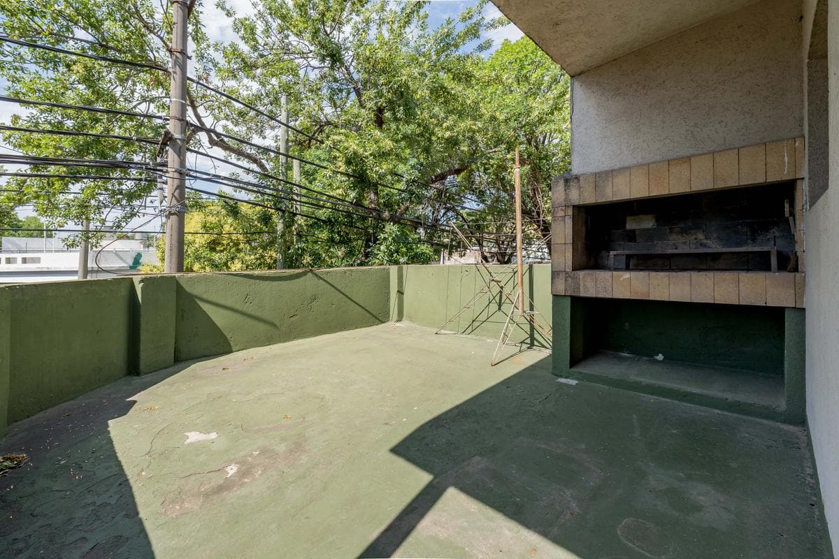 FOR SALE/EXCHANGE - 4-bedroom house with patio and terrace - Roque Sáenz Peña, Rosario.