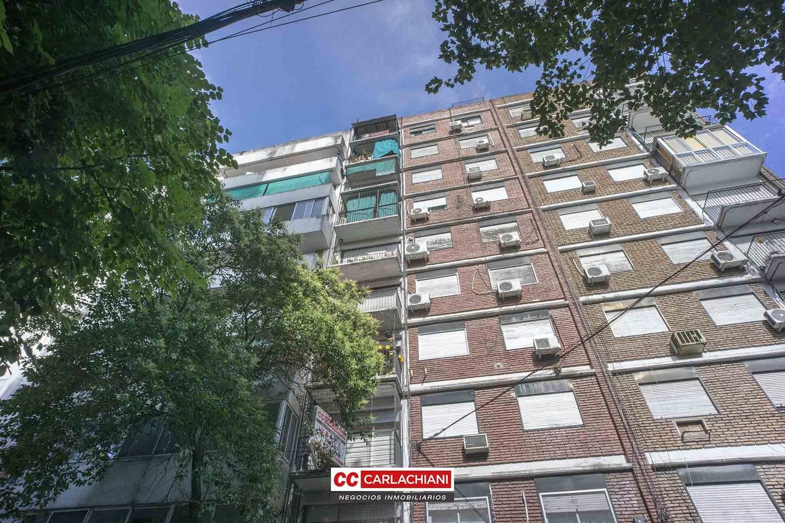 3-Bedroom Apartment for Sale in Downtown Rosario - Balcony, Partially Furnished