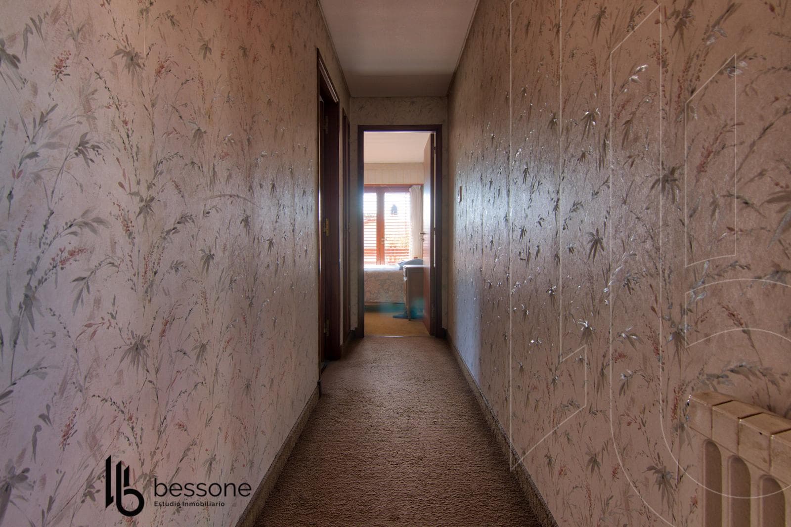 5-Room Villa with Private Parking Lot in Pinos de Anchorena—Eligible for Financing