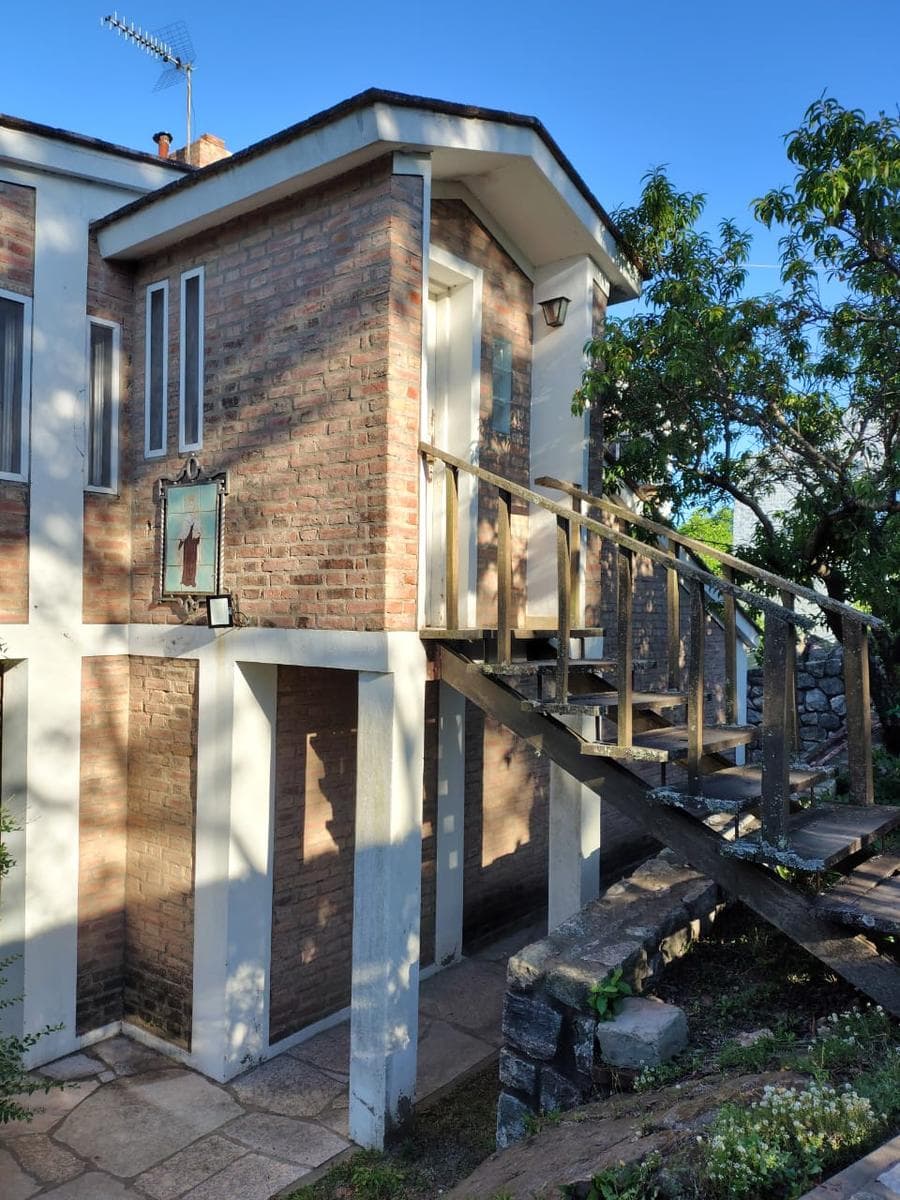 House in Valle Hermoso