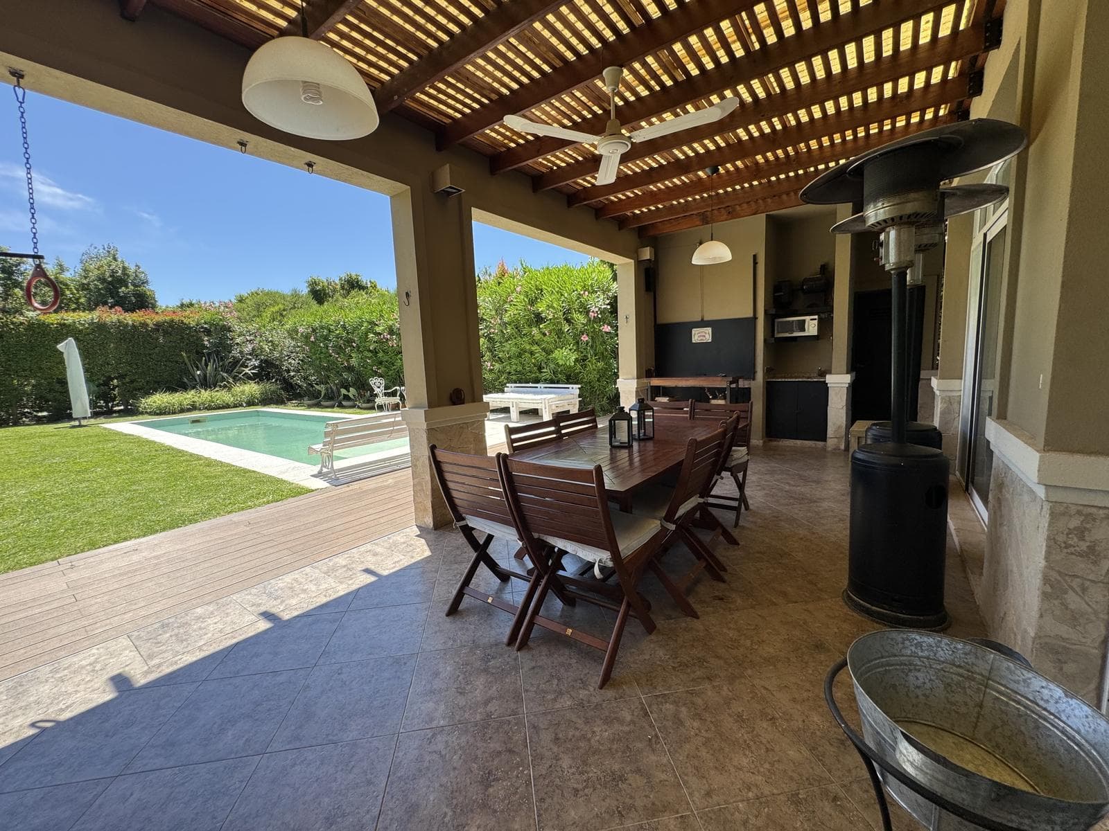 House for Sale in Talar del Lago 1