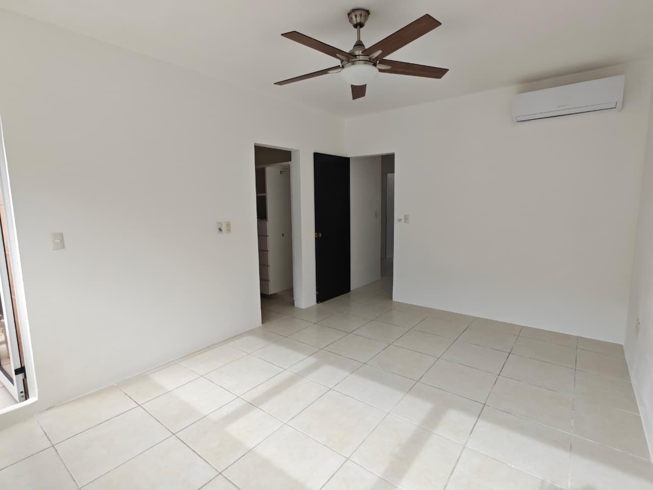 3-Bedroom House for Sale in La Joya with Security and a Pool