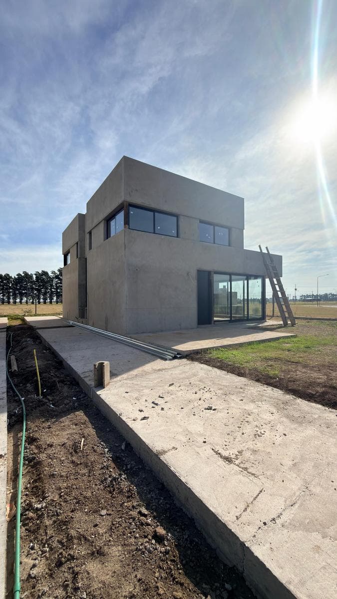 House in ECO LAG0S