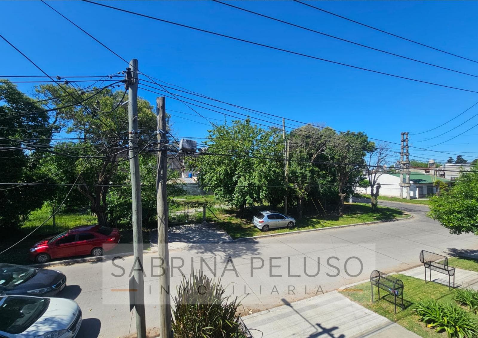 Apartment FOR SALE located in Moreno