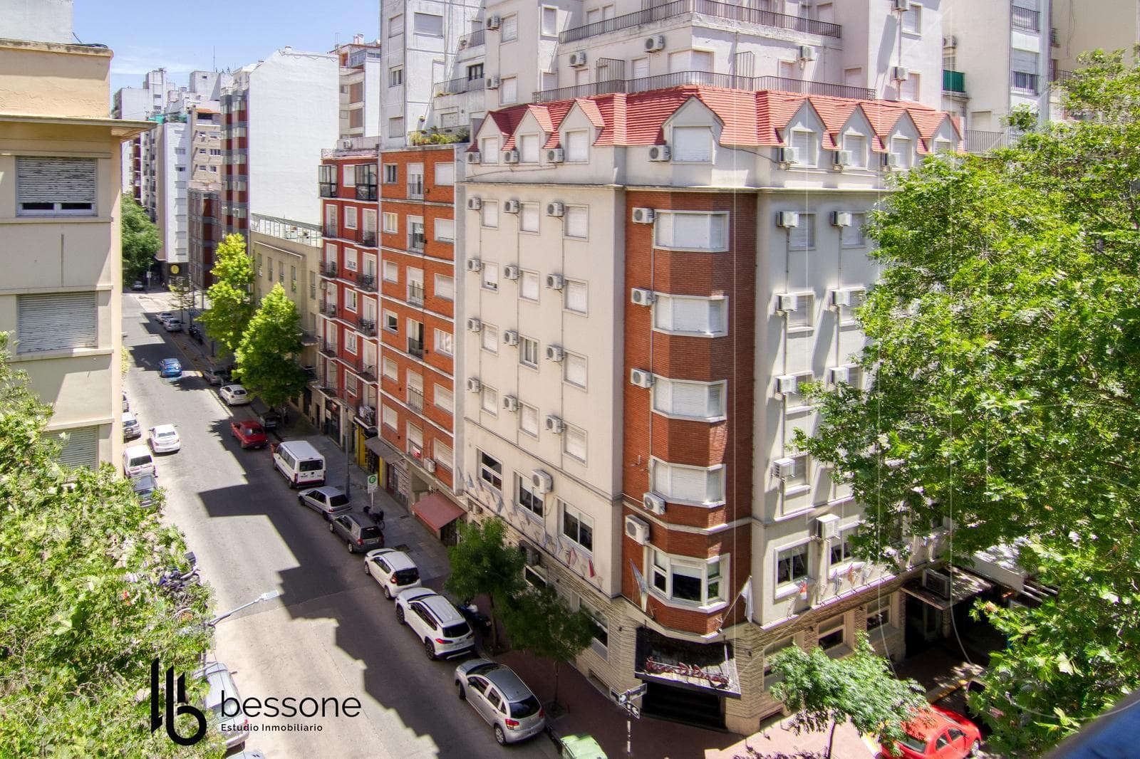 2-Room Apartment with Balcony, Refurbished and Furnished, Plaza Colón