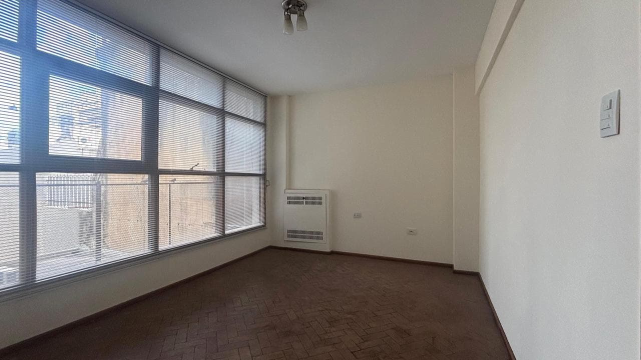 FOR SALE – Commercial Office – Downtown Area – Rosario.