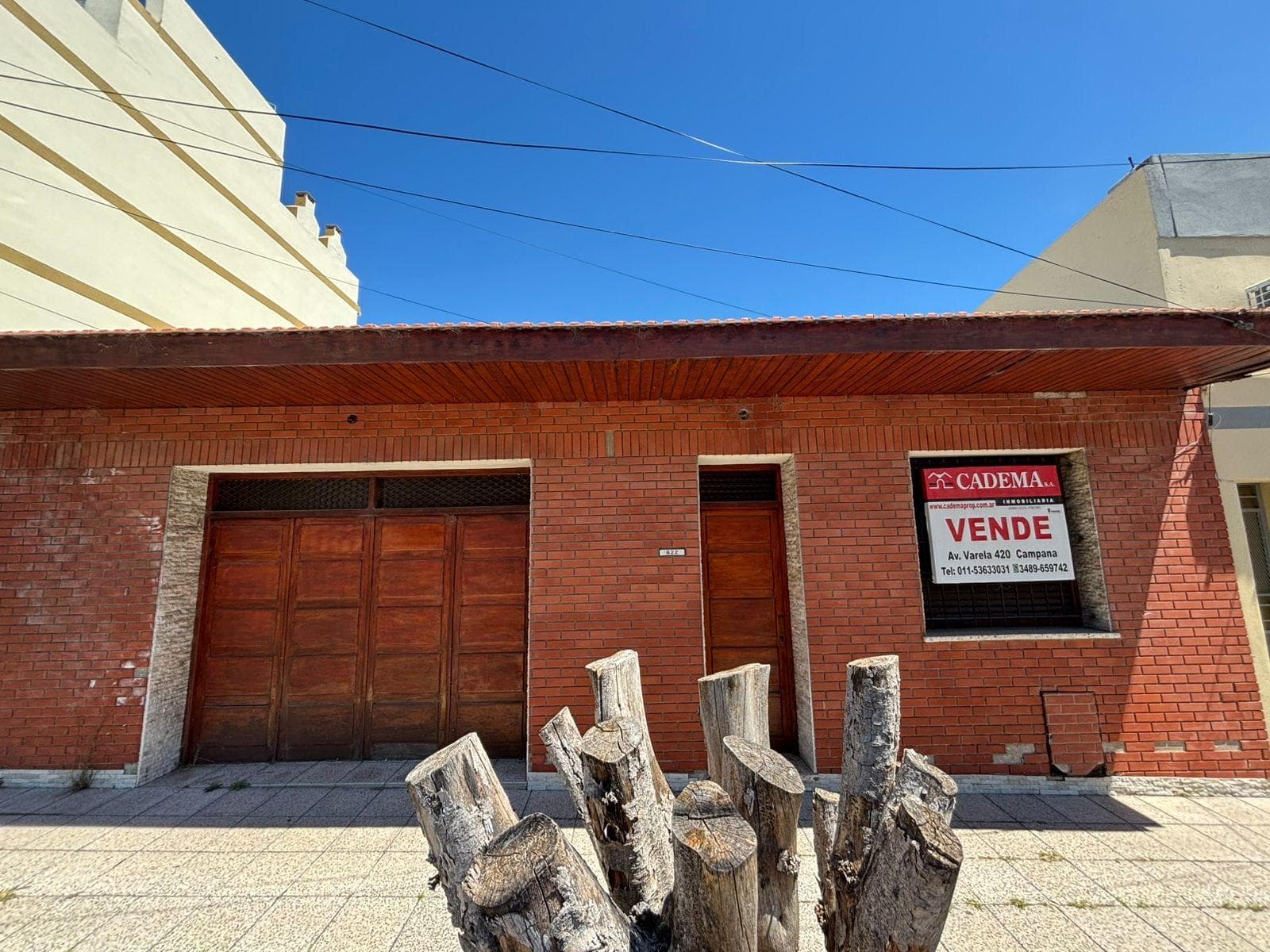 House for Sale with 3 bedrooms, a patio, a porch, and a garage. Downtown Campana
