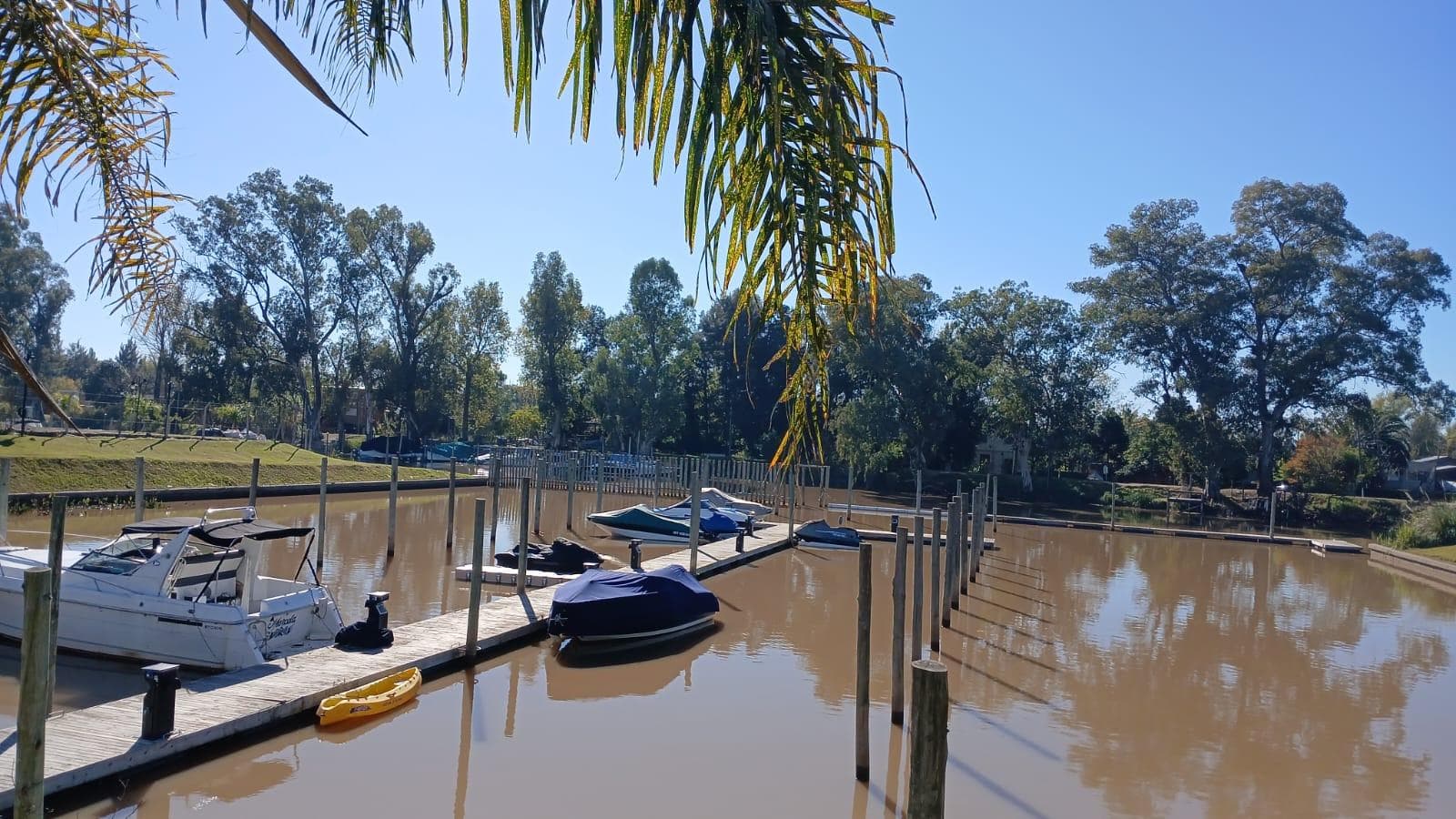House for Sale and Rent, 5 rooms, with a boat slip in the El Canal nautical neighborhood, Villanueva, Tigre.