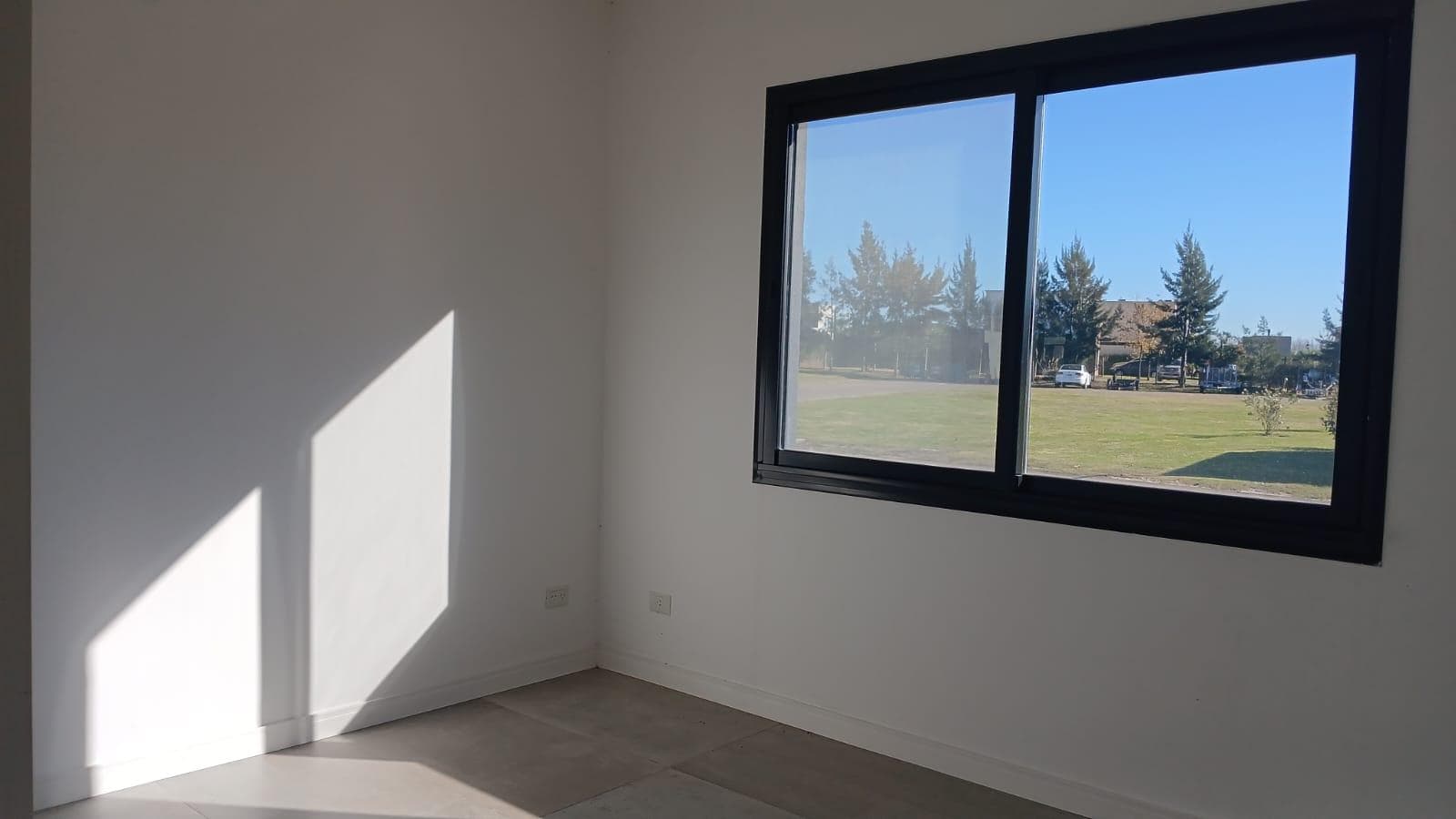 House for Sale and Rent, 5 rooms, with a boat slip in the El Canal nautical neighborhood, Villanueva, Tigre.