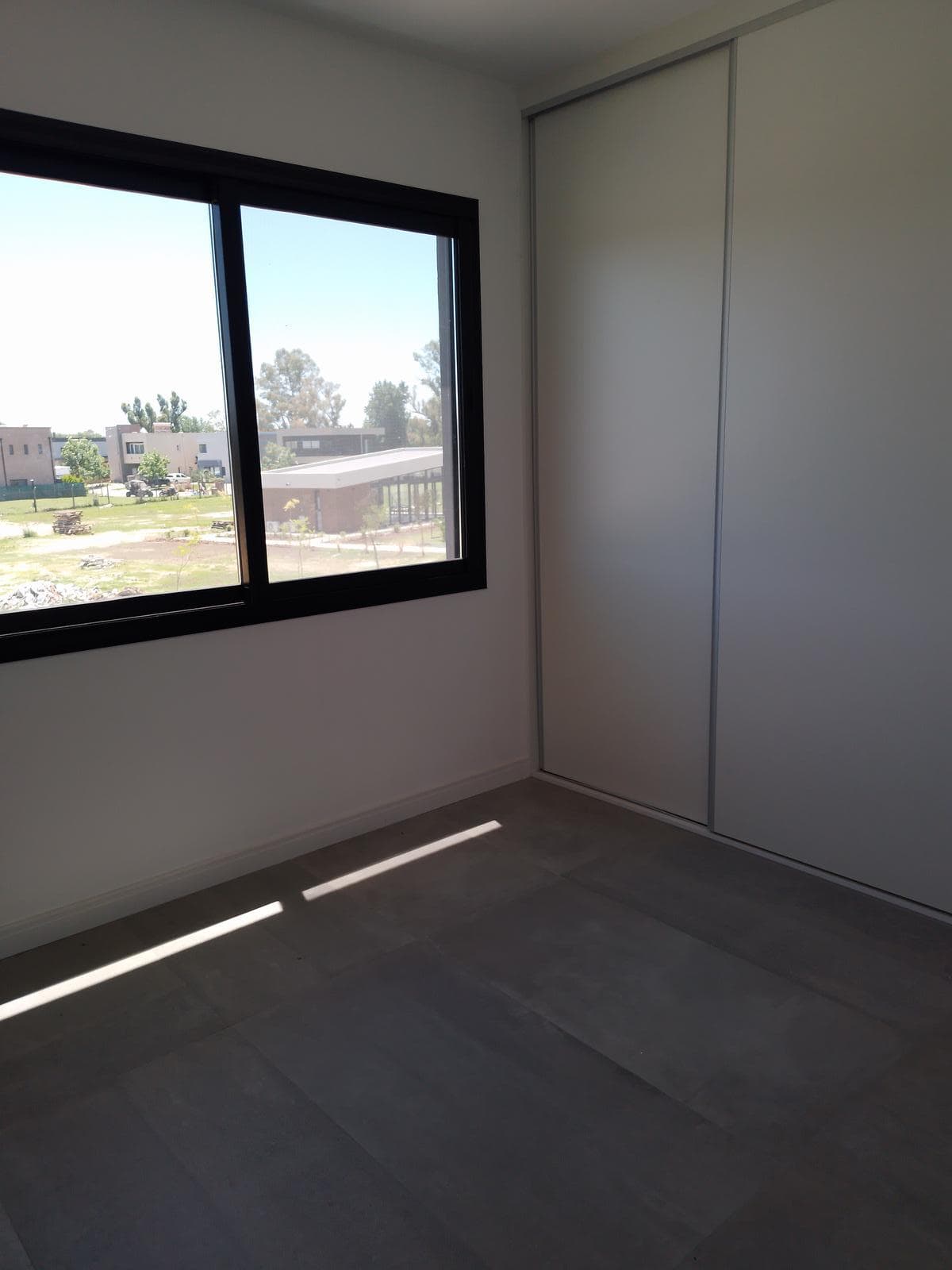 House for Sale and Rent, 5 rooms, with a boat slip in the El Canal nautical neighborhood, Villanueva, Tigre.