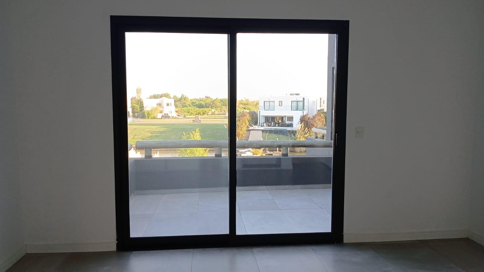 House for Sale and Rent, 5 rooms, with a boat slip in the El Canal nautical neighborhood, Villanueva, Tigre.