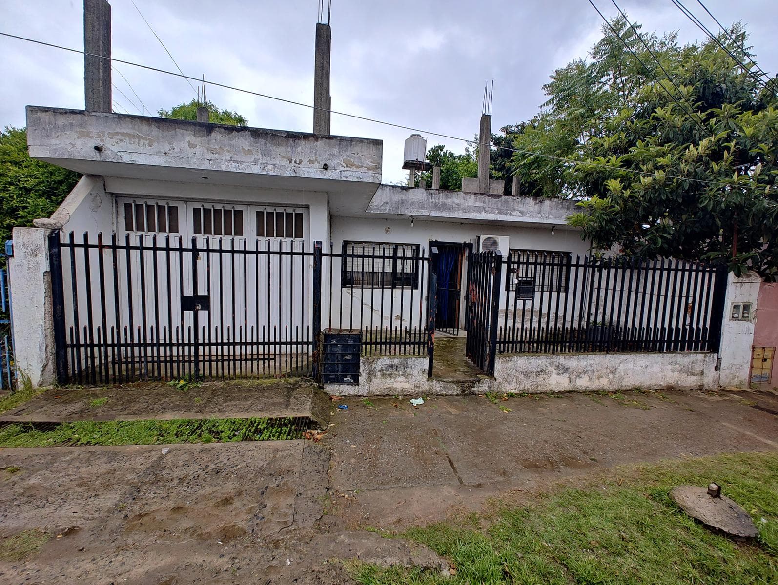 House for Sale in G. de Laferrere