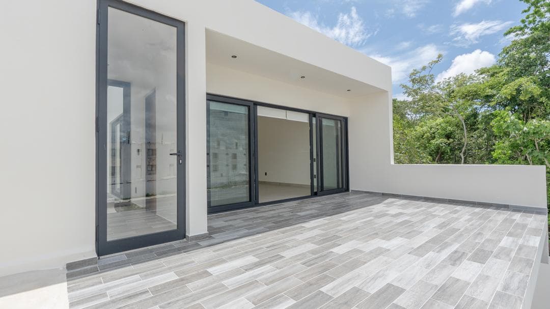 House in the Playa del Carmen Residential Community