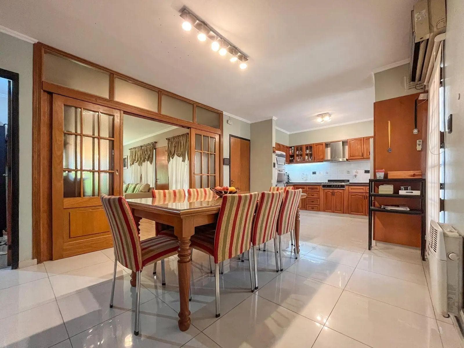 FOR SALE | TRADE - 3-bedroom house - Alvear, Rosario - QUALIFIES FOR A LOAN.