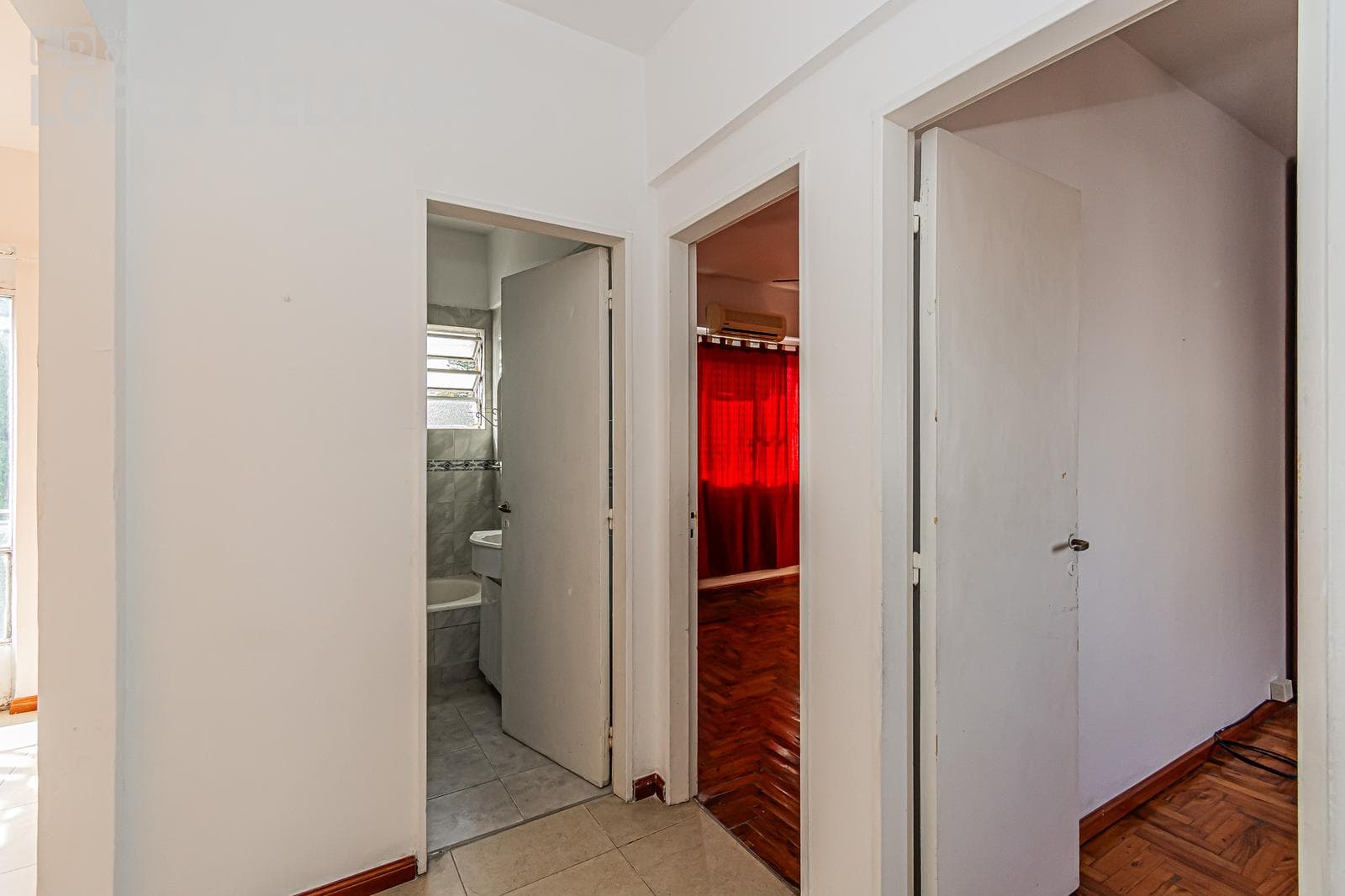 3-room apartment facing the street with a balcony, eligible for financing, in Villa del Parque
