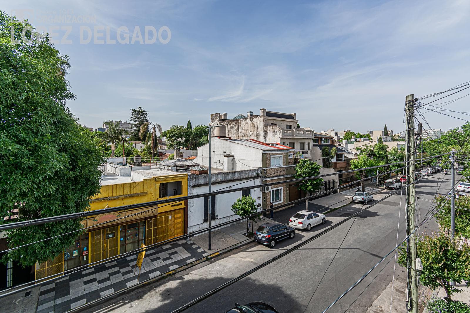 3-room apartment facing the street with a balcony, eligible for financing, in Villa del Parque
