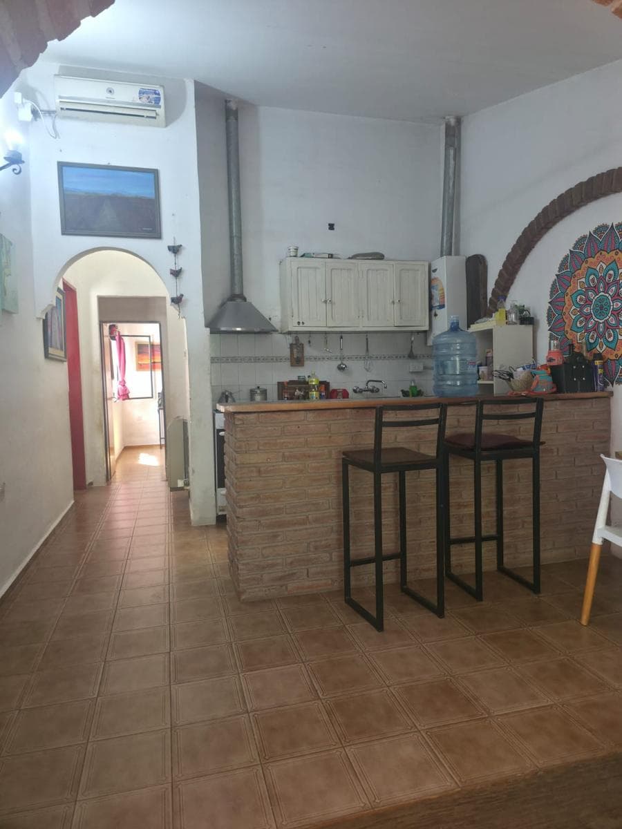 Casa a la venta mas duplex en Jose Hernandez esquina Uruguay