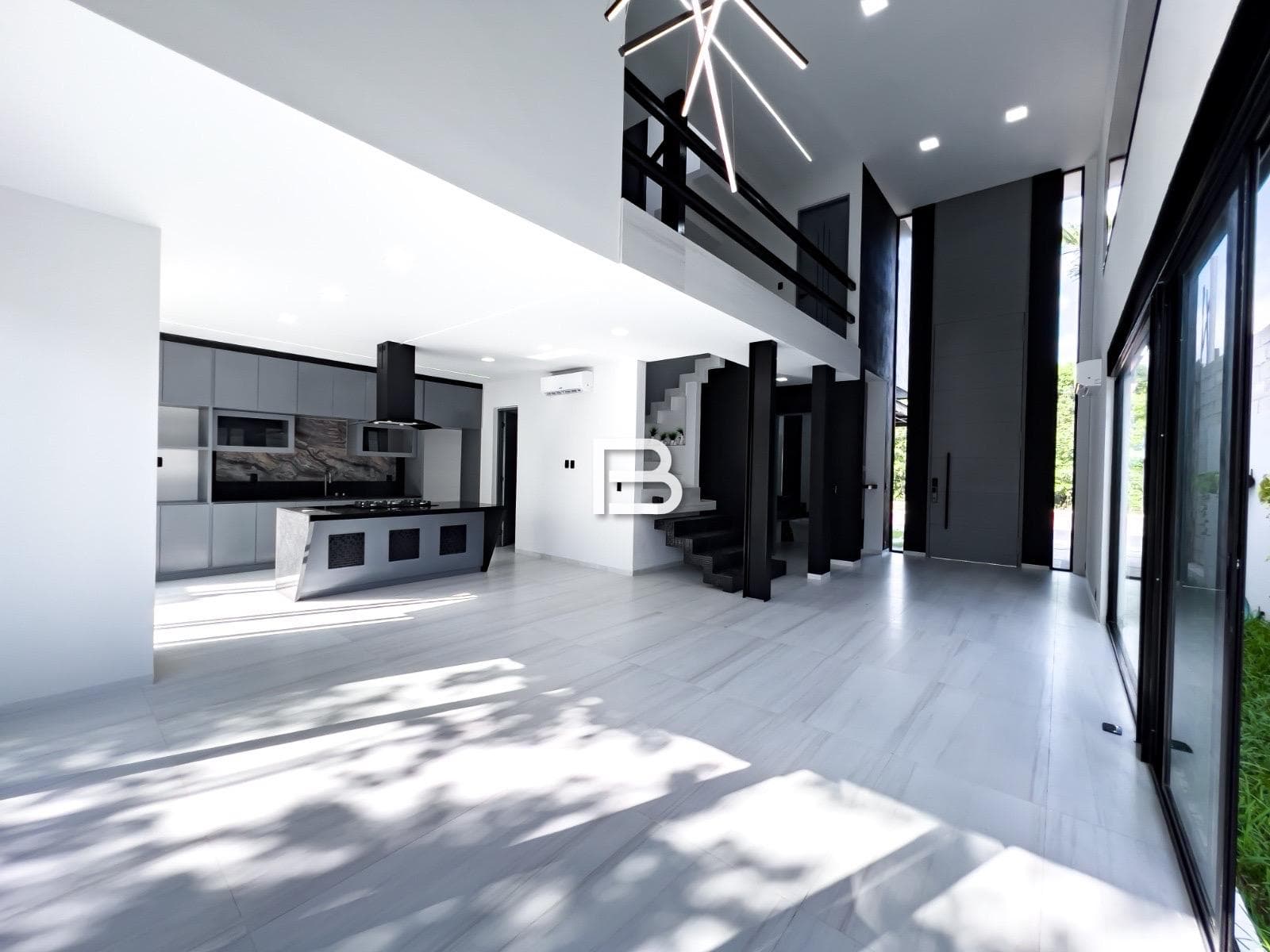 House for Sale on Vía Cumbres in Cancún