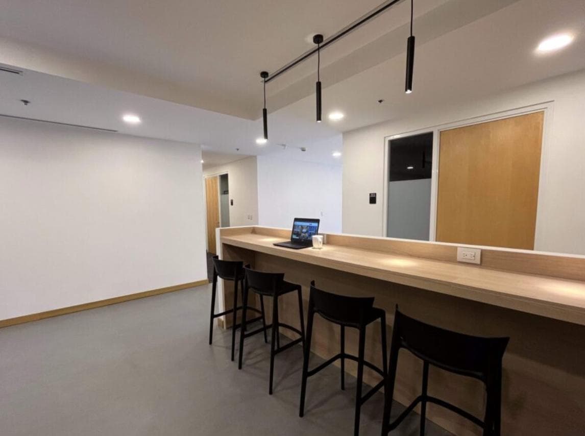 FURNISHED OFFICE FOR RENT