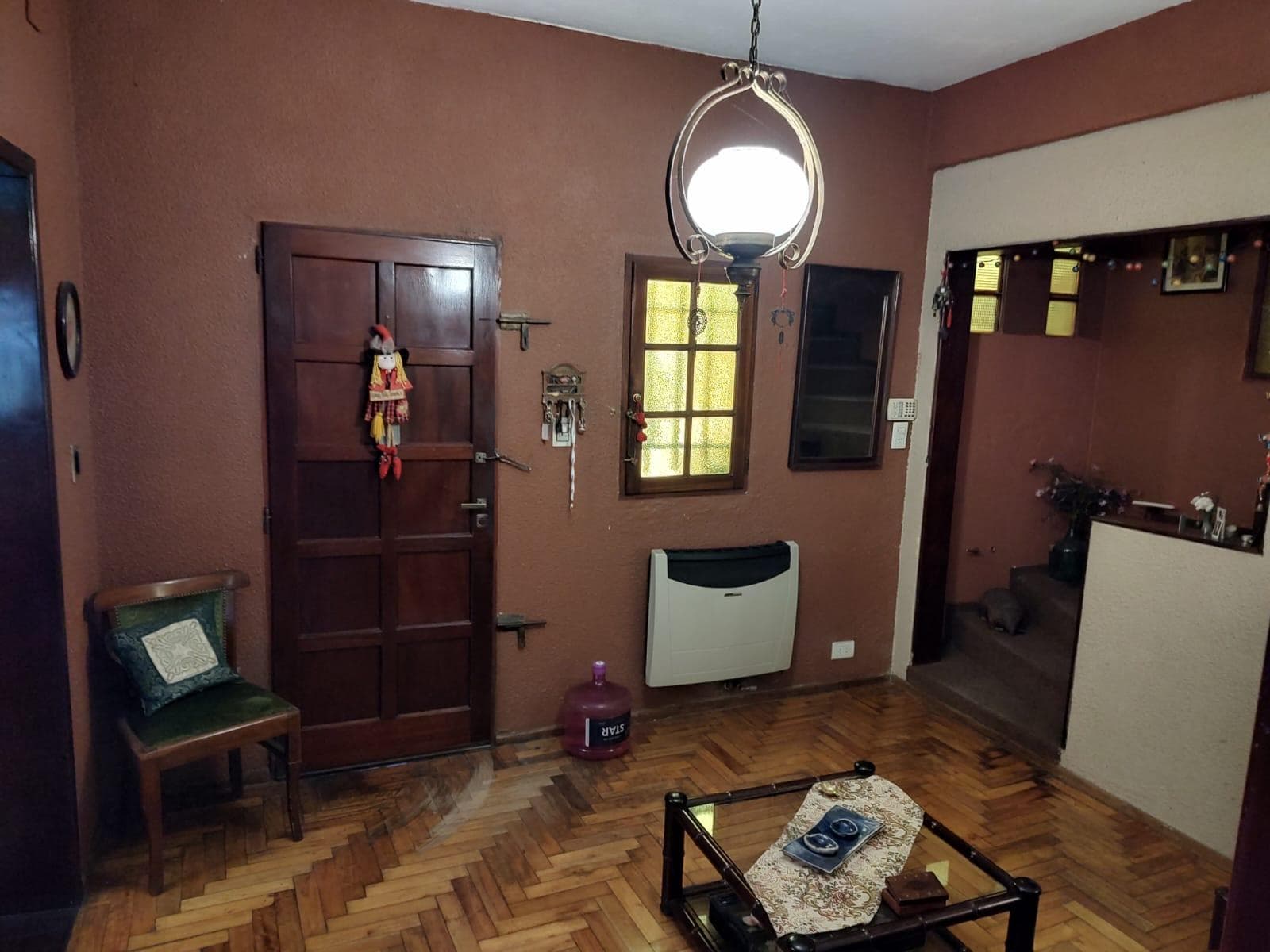 For Sale: Beautiful 4-room townhouse in Loma with 3 bedrooms, facing the street, with a garage, patio, balcony, and separate kitchen