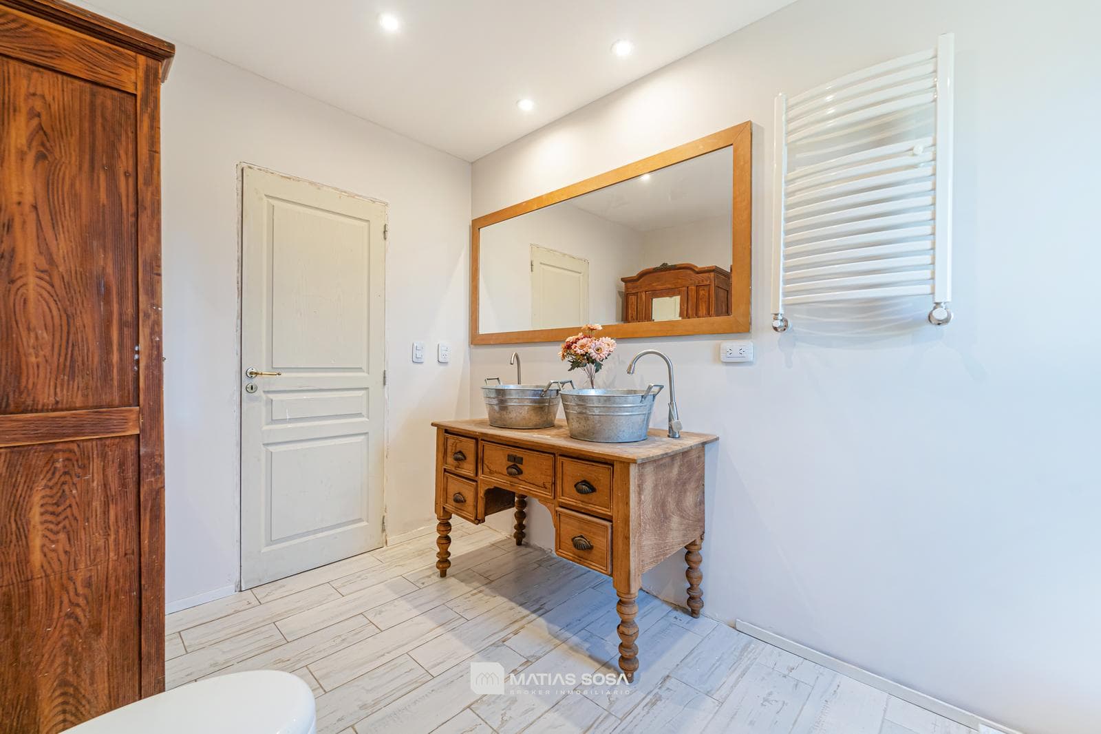Venta - Casa 4 Ambientes - Parque con Piscina y Galeria con Parrilla - Tierras del Mar