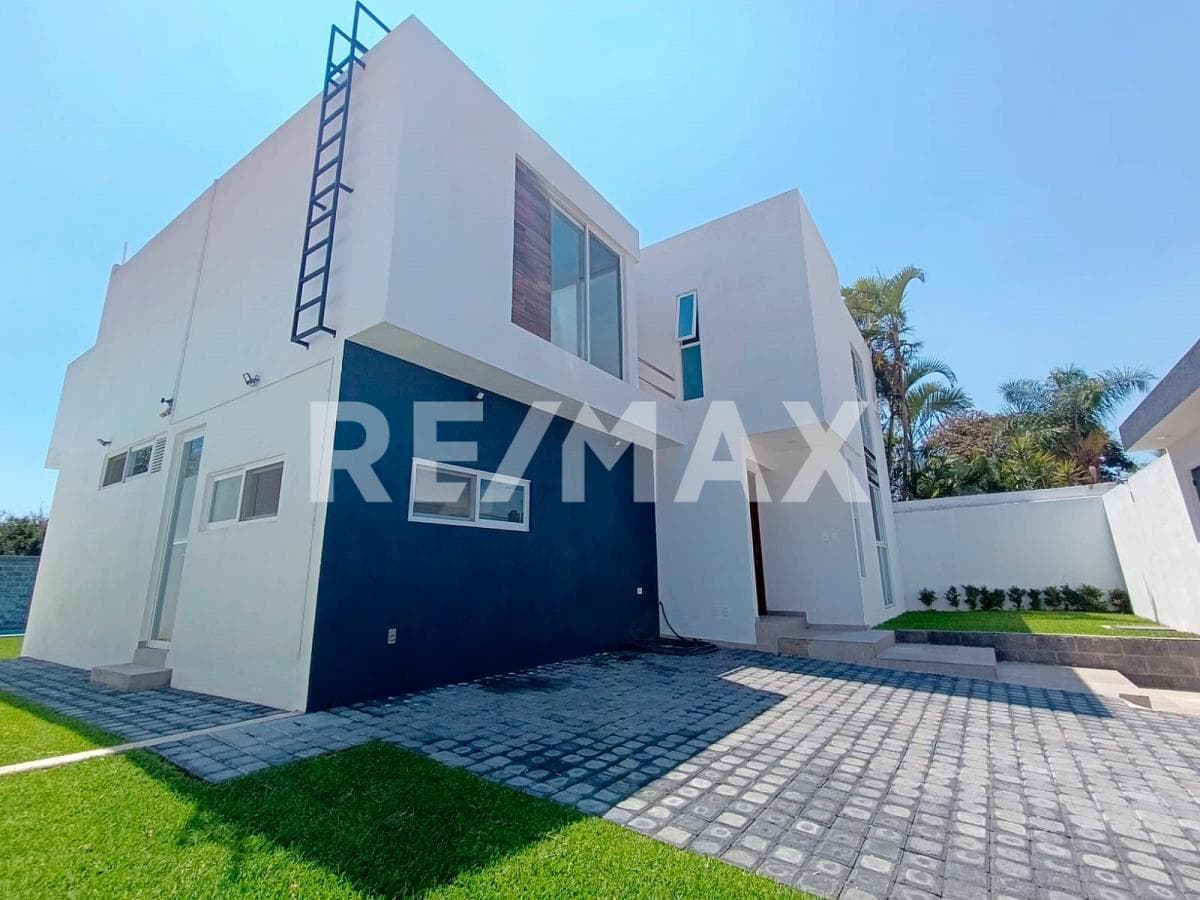 House for Sale in Morelos, Las Brisas, Temixco