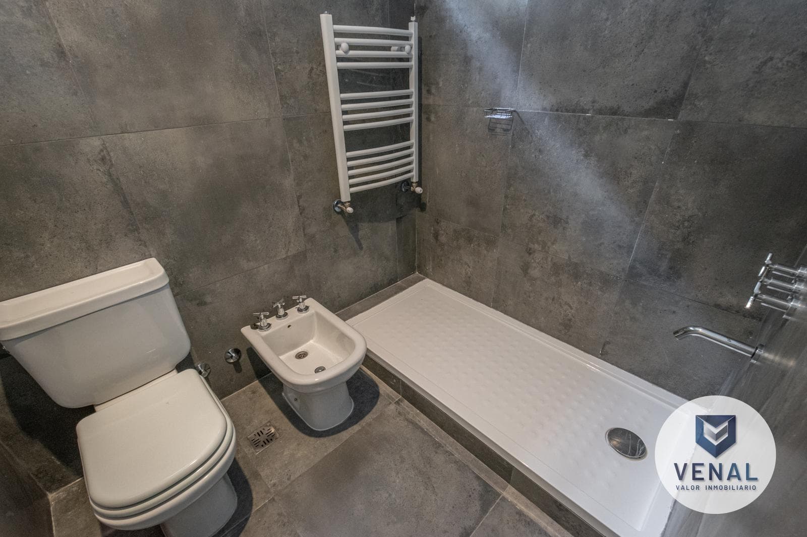 House for Sale in Tigre: 4-room, brand-new with a pool, Villa Elvira Gated Community, General Pacheco