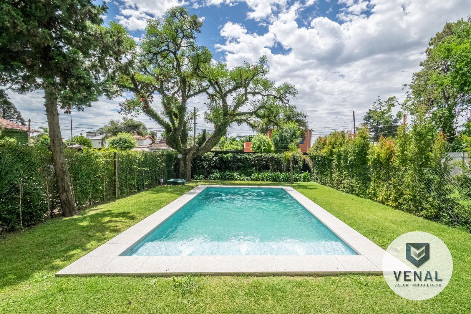 House for Sale in Tigre: 4-room, brand-new with a pool, Villa Elvira Gated Community, General Pacheco