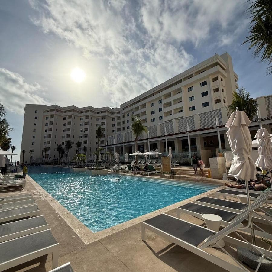 Oceanfront Apartment for Sale in Cancun's Hotel Zone