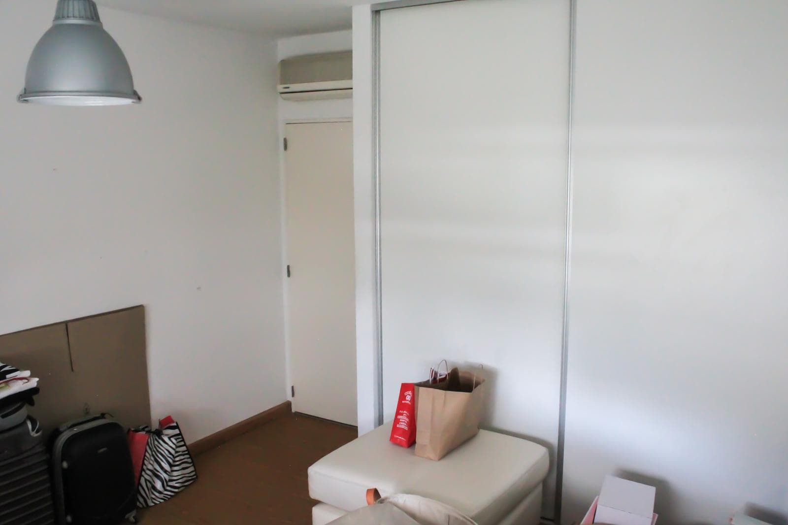 Departamento en Alquiler de 4 ambientes amoblado con cochera en Puerto Madero !!!Impecable estado