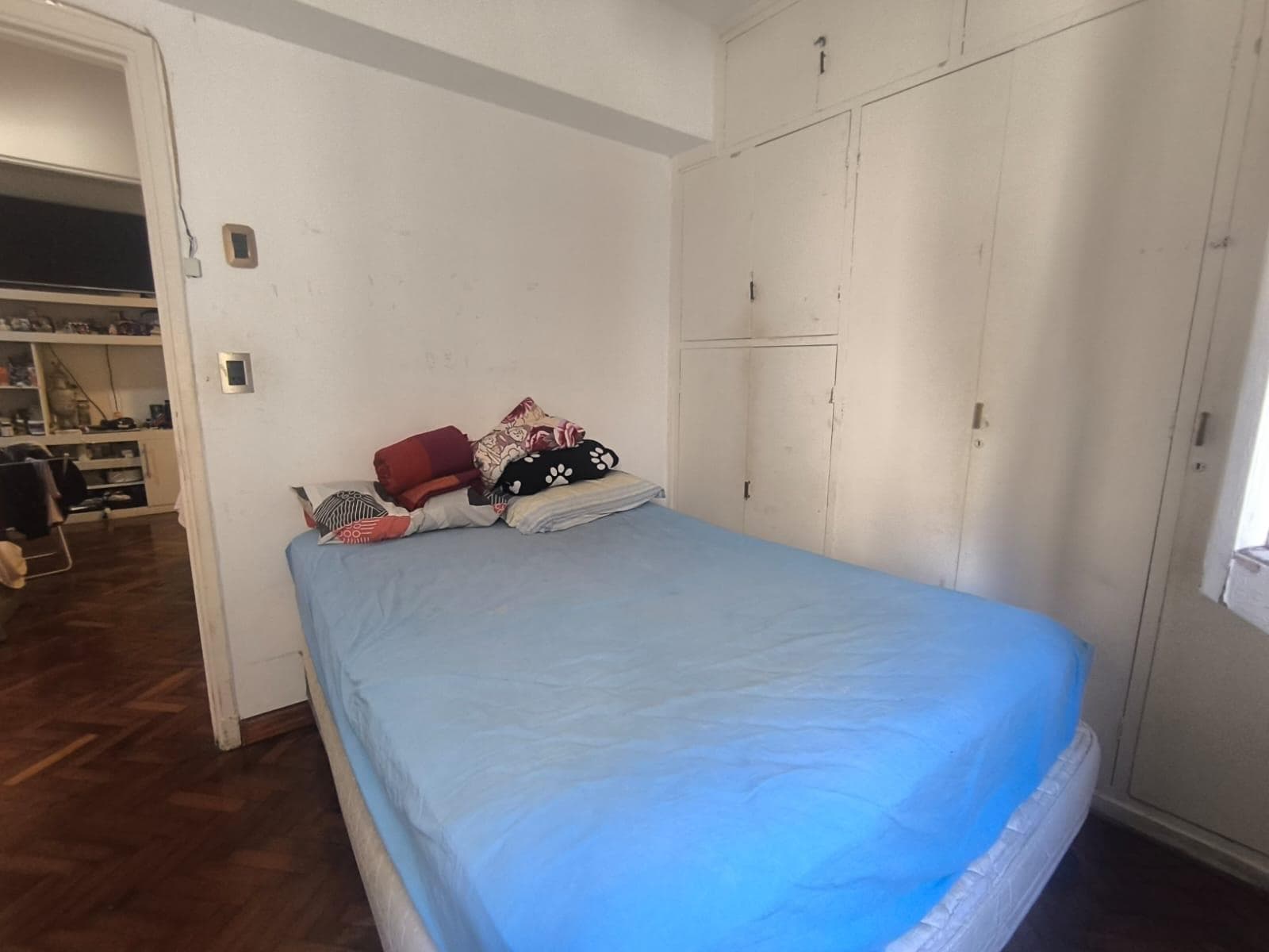 4-Bedroom Apartment, Barrio Norte, PERFECT FOR FLIPPING