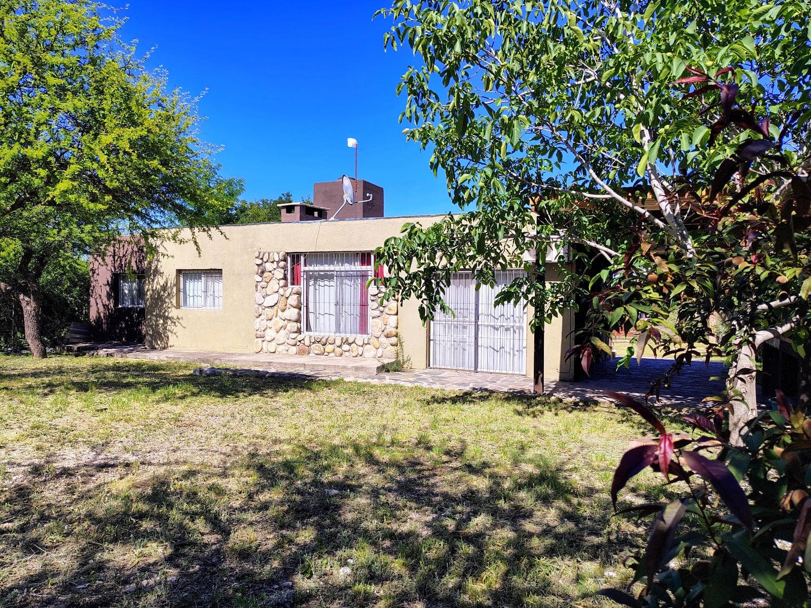 2-Bedroom House in Las Rabonas | El Tajamar Park | Deed