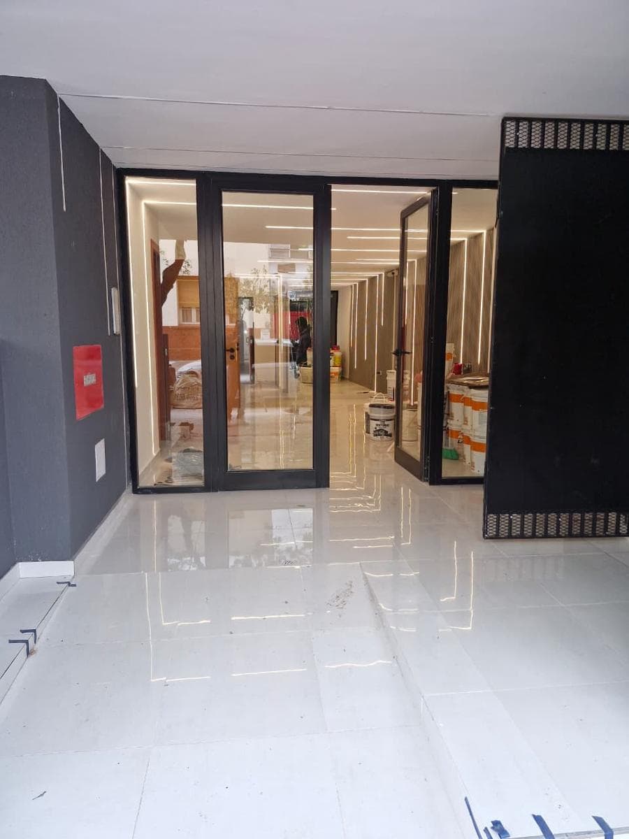 Brand-new 4-room ground-floor apartment for sale in Monte Castro with patios