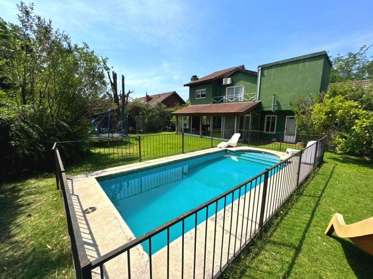 HOUSE ELIGIBLE FOR A MORTGAGE FOR SALE—SWIMMING POOL, GARDEN, FIRE PIT—PRIVATE MASCHWITZ