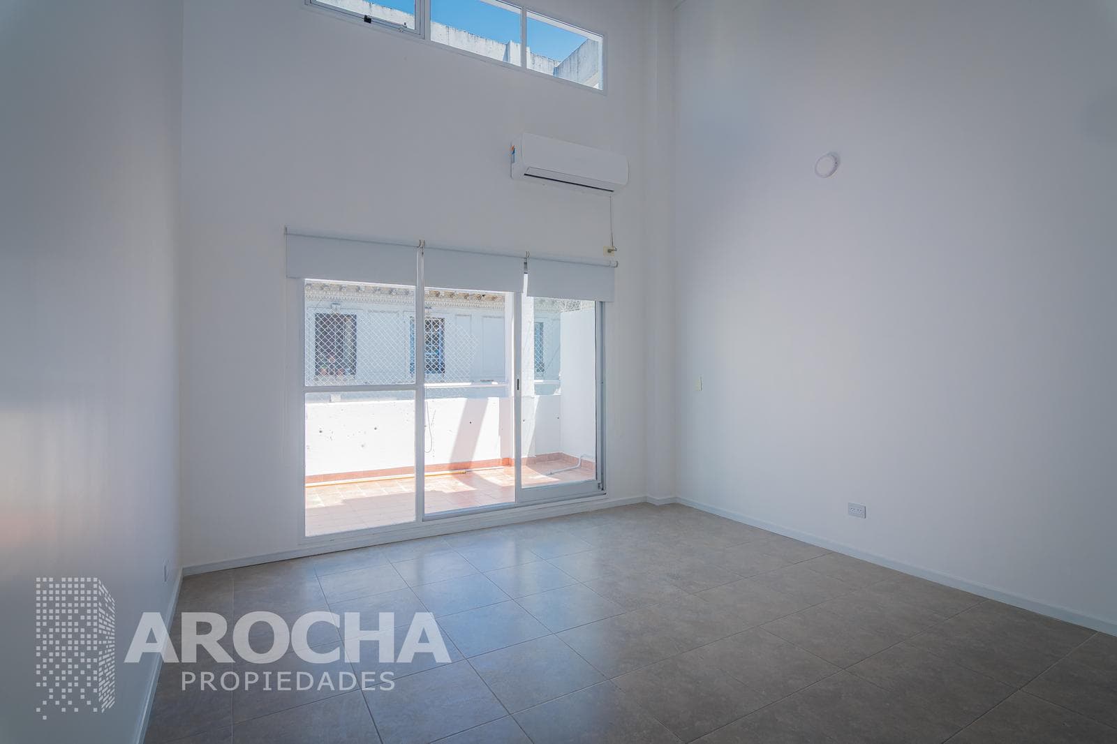 2-room apartment with a balcony/terrace—PET-FRIENDLY