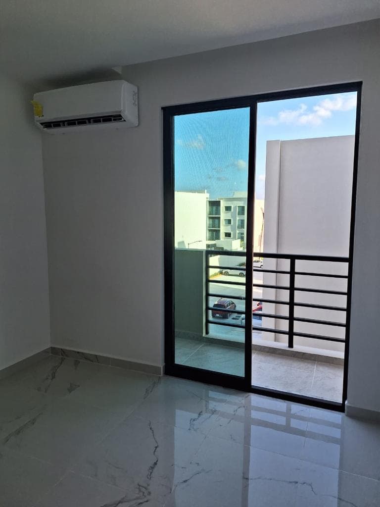Apartment for Rent, 2 Bedrooms, Astoria, Av. Huayacán, Cancún.