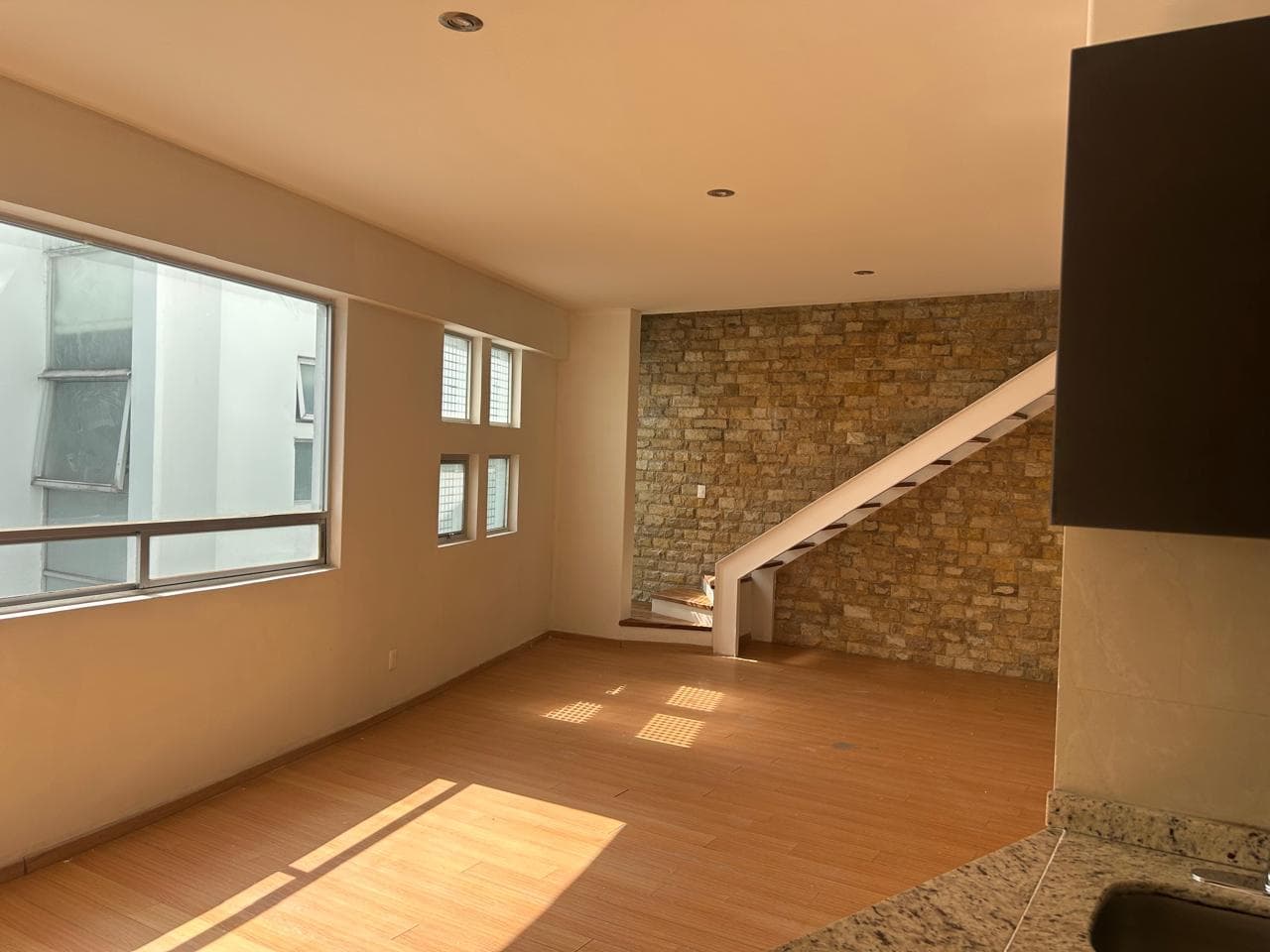 FOR SALE IN JARDINES DEL PEDREGAL: SUNNY, GATED, EARTHQUAKE-PROOF PROPERTY