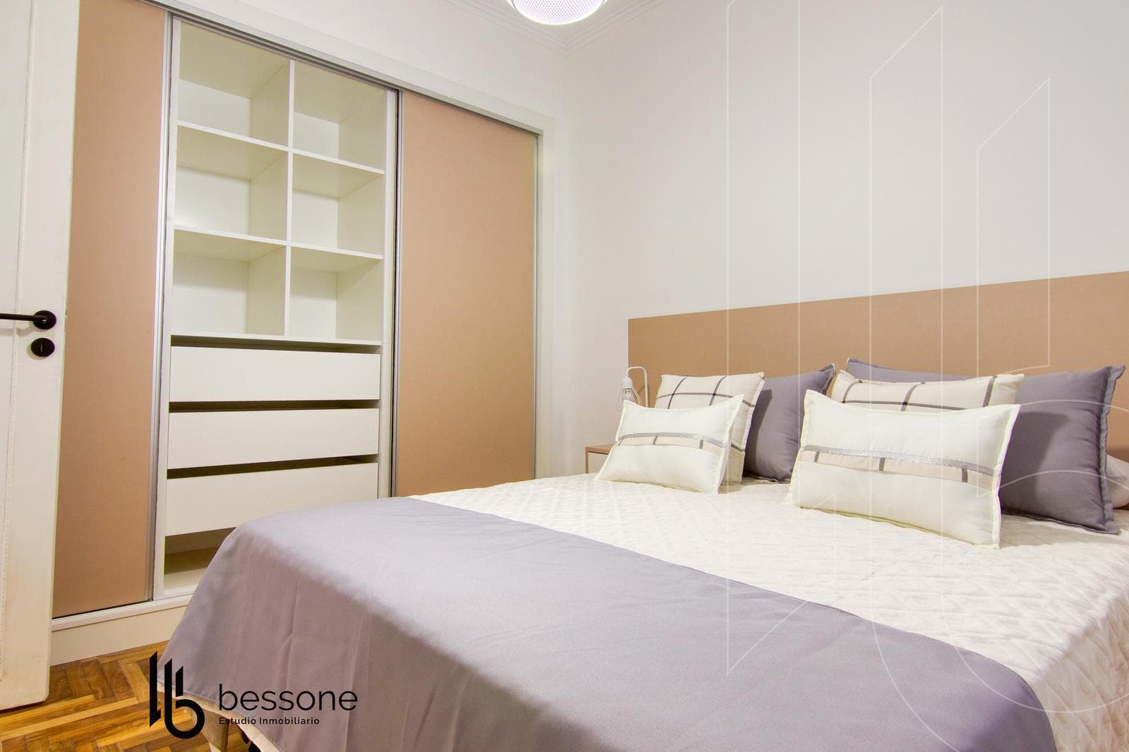 Apartment for Rent—Excellent Location